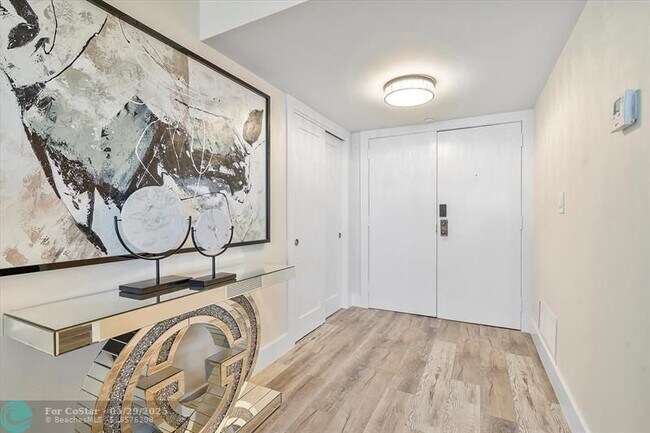 Building Photo - 3400 Galt Ocean Dr