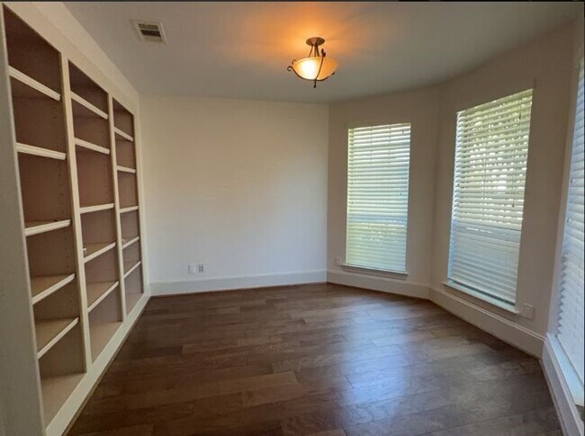 Building Photo - 20411 Prospect Canyon Ln