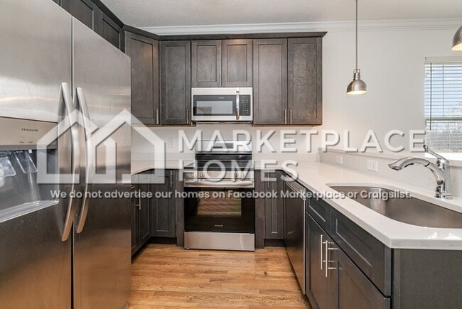 Building Photo - 190 Briar Rd