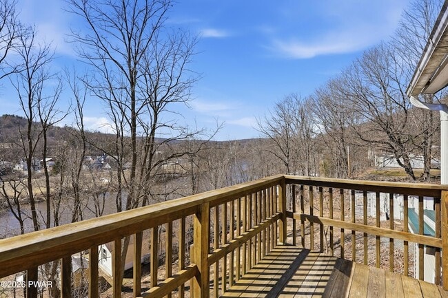 Building Photo - 760 Hudson St