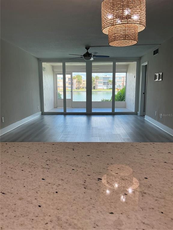 Building Photo - 7645 Sun Island Dr S