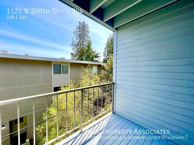 Building Photo - 1121 N 200th St