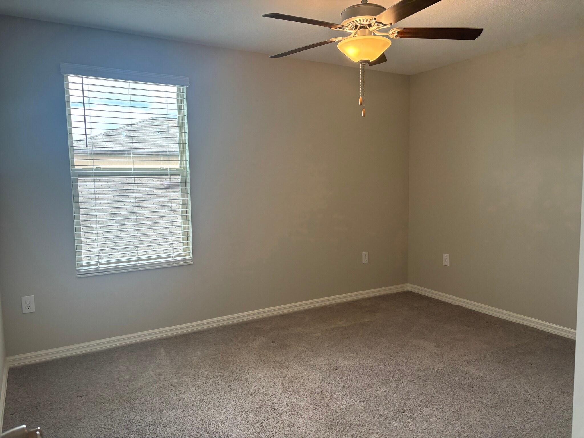 Building Photo - 9663 Channing Hill Dr