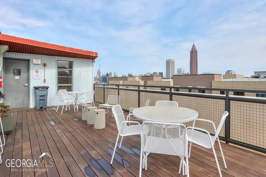 Building Photo - 426 Marietta St NW