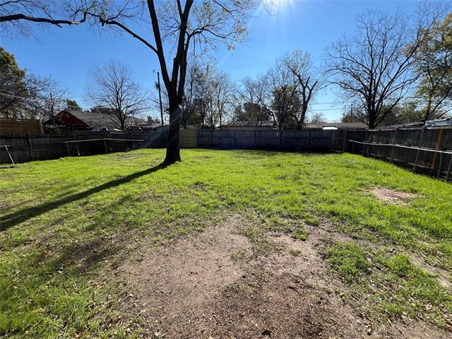 Building Photo - 710 Alto Dr