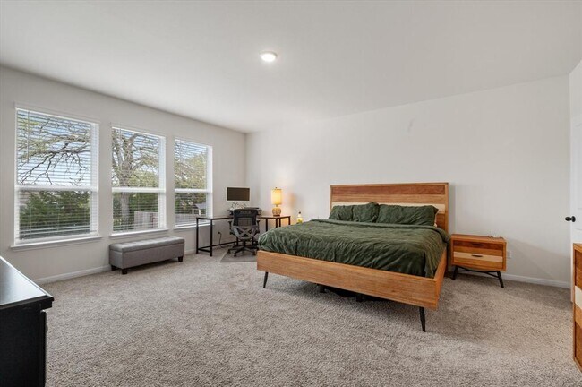 Building Photo - 111 Beryl Wy