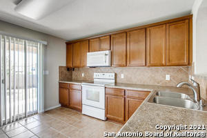 Building Photo - 25103 Remington Oaks
