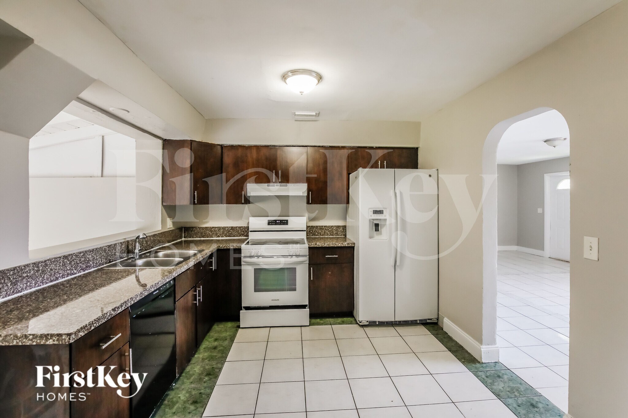 Building Photo - 7171 SW 10th Ct
