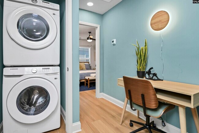 Building Photo - 816 Shull St