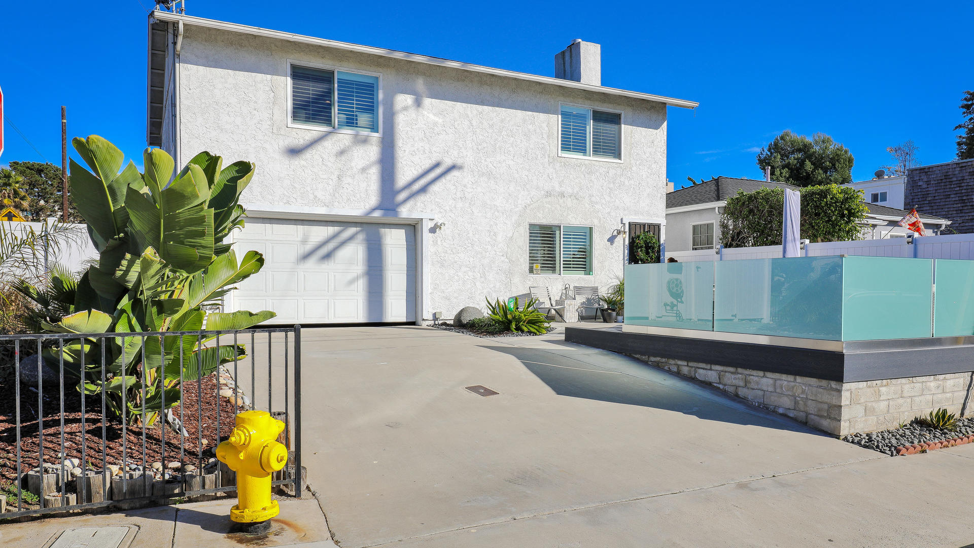 Building Photo - 1401 Pacific Beach Dr