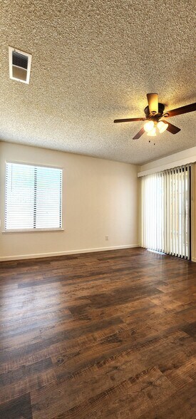 Master Bedroom 2 - 4629 N Charles Ave