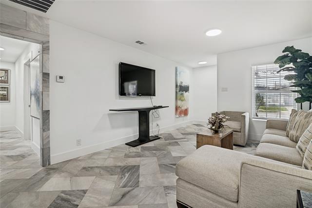 Building Photo - 4419 Sexton Ln