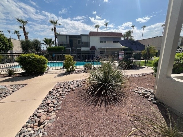 Building Photo - 45225 Sunset Ln