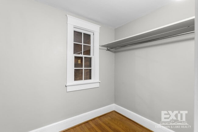 Building Photo - 3 Bedroom 1 Bathroom Home