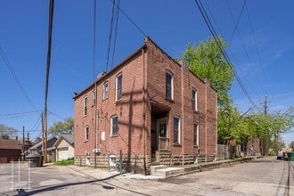 Building Photo - 751-753 Hunter Ave
