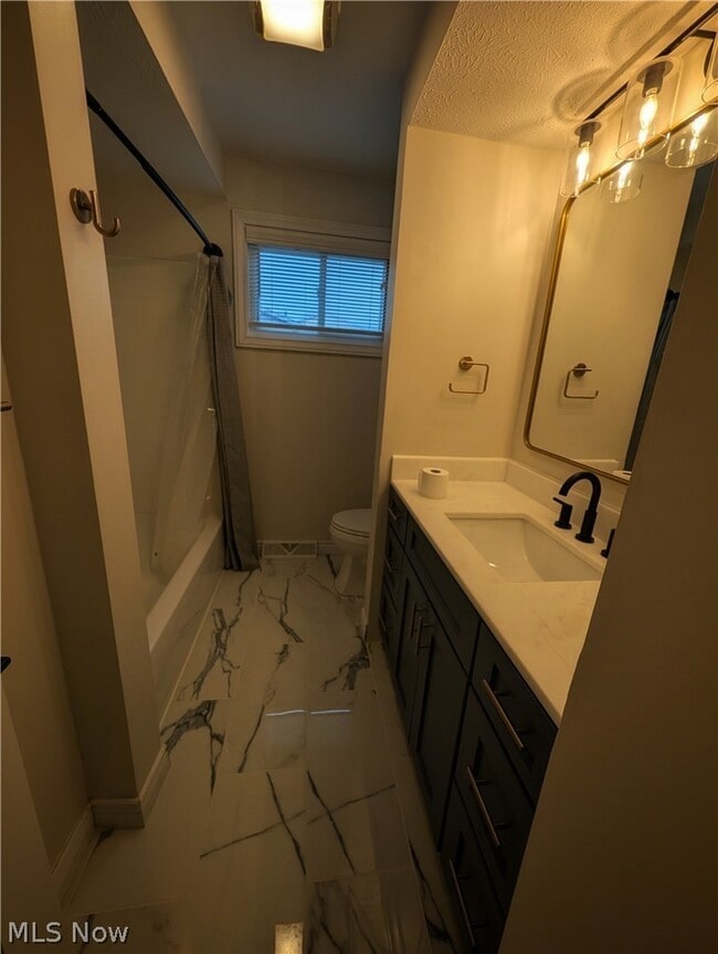 Building Photo - 8645 Courtland Dr