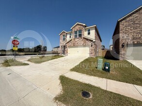 Building Photo - 1000 Princeton Hts Blvd
