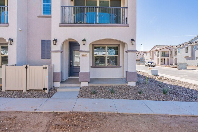 Building Photo - 2024 Luxury Townhome | 2-Car Garage, Quartz Kitchen & Resort Pool