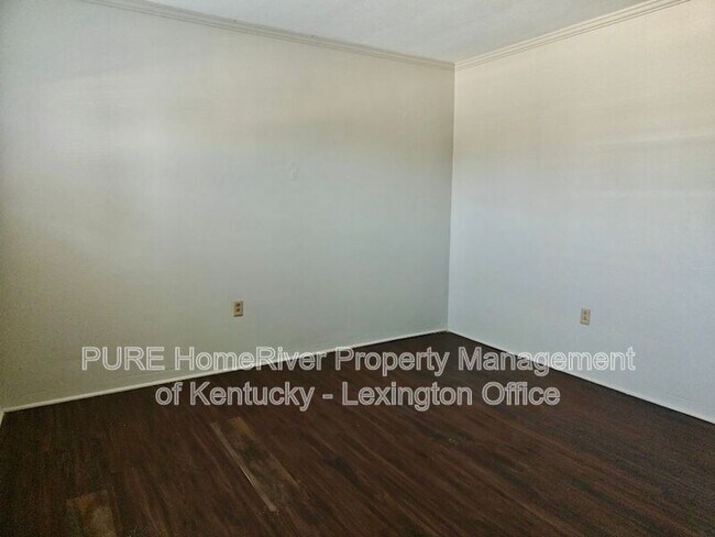 Building Photo - 1685 Alexandria Dr