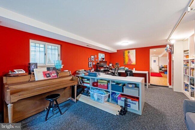 Building Photo - 3512 35th St NW