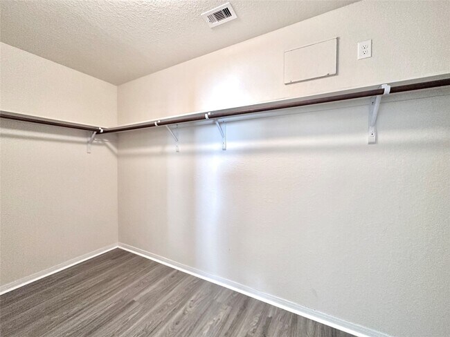 Building Photo - 3131 Single Ridge Way