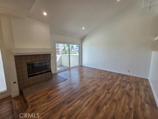 Building Photo - 9 Rock Cliff Pl