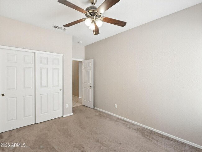 Building Photo - 541 N Scott Dr