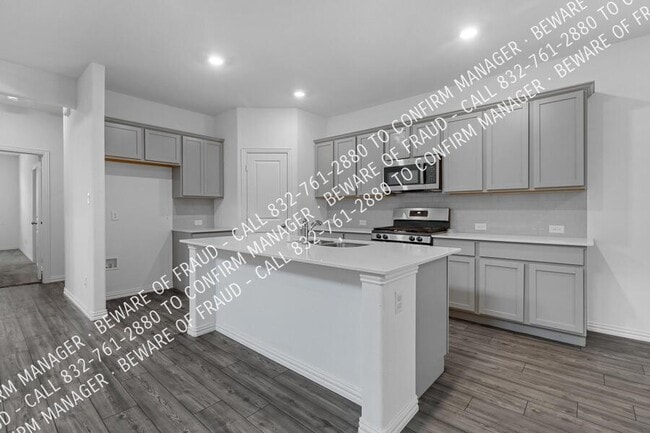 Building Photo - 5318 Archway Dr