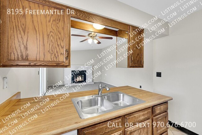 Building Photo - 8195 Freemantle Dr