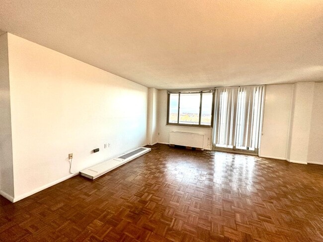 Building Photo - Charming 1 Bedroom/1 Bathroom Condo in Charles Village, Baltimore, MD!