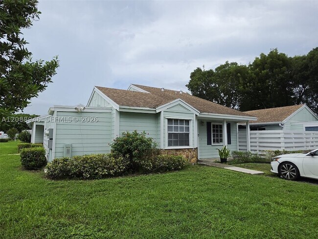 Building Photo - 13795 SW 147 Ave