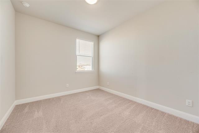 Building Photo - 1537 Vermillion St