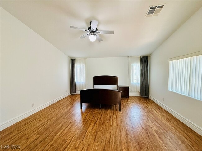 Building Photo - 9725 Kampsville Ave