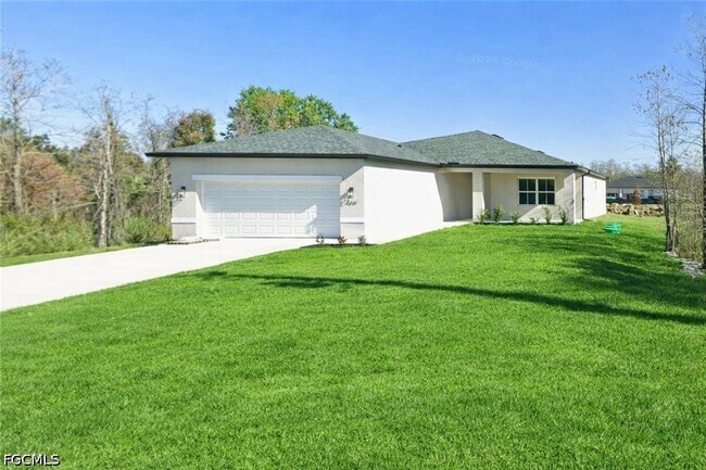 Building Photo - 460 Westchester Dr