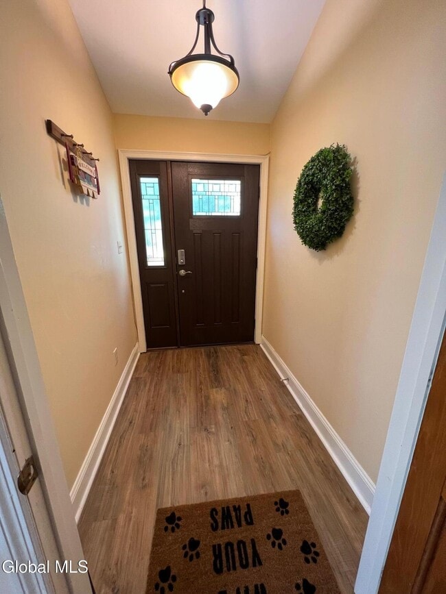 Building Photo - 111 Stone Ridge Ct