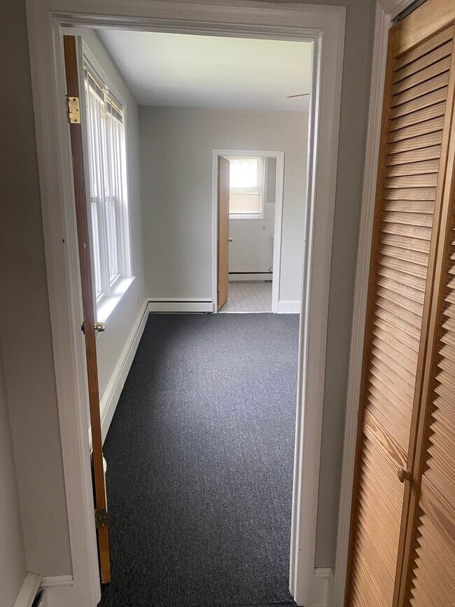 Building Photo - 5817 Keystone St