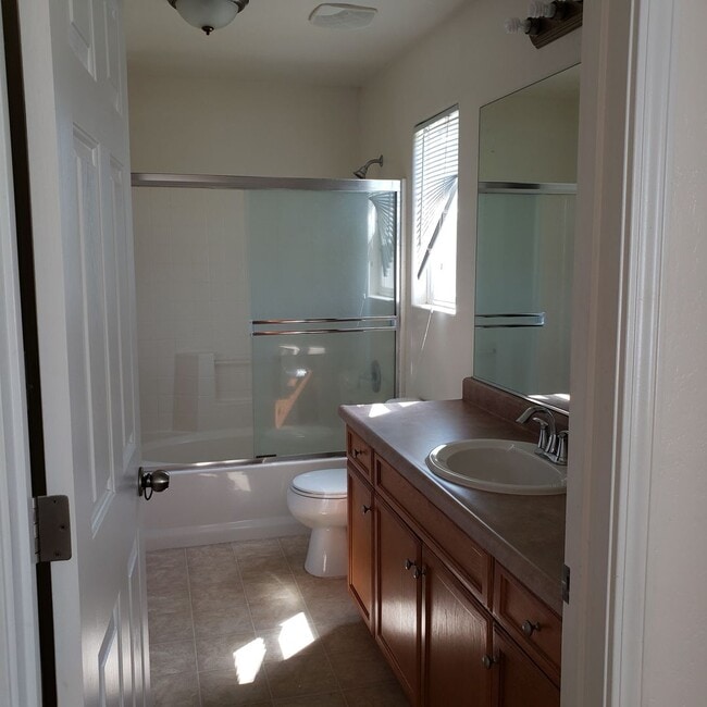 Building Photo - 11805 Holabird Ave