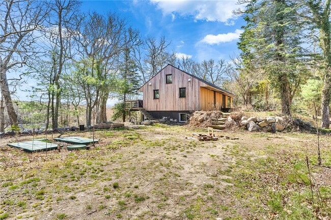 Building Photo - 1591 Commodore Perry Hwy