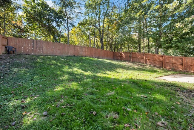 Building Photo - 2270 Ermine Dr