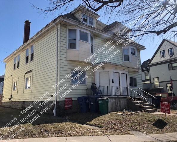 Building Photo - 572 W Utica St