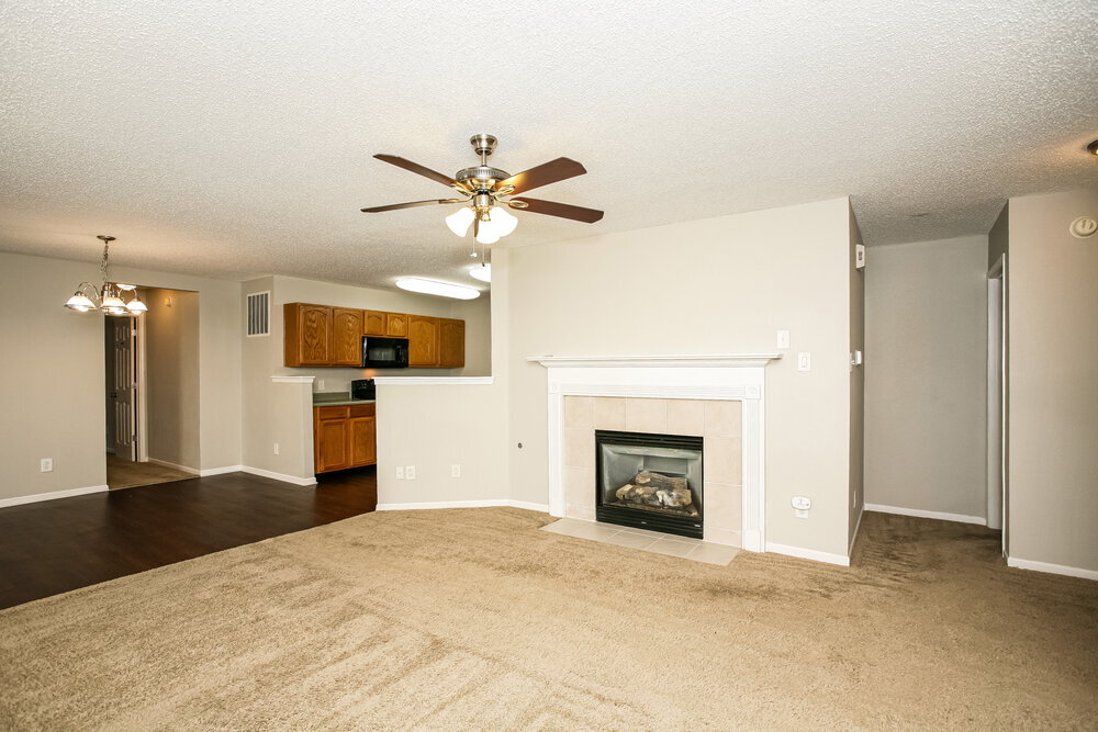 Building Photo - 14384 Black Farm Dr