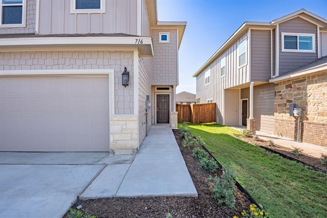 Building Photo - 720 Wheatfield Dr
