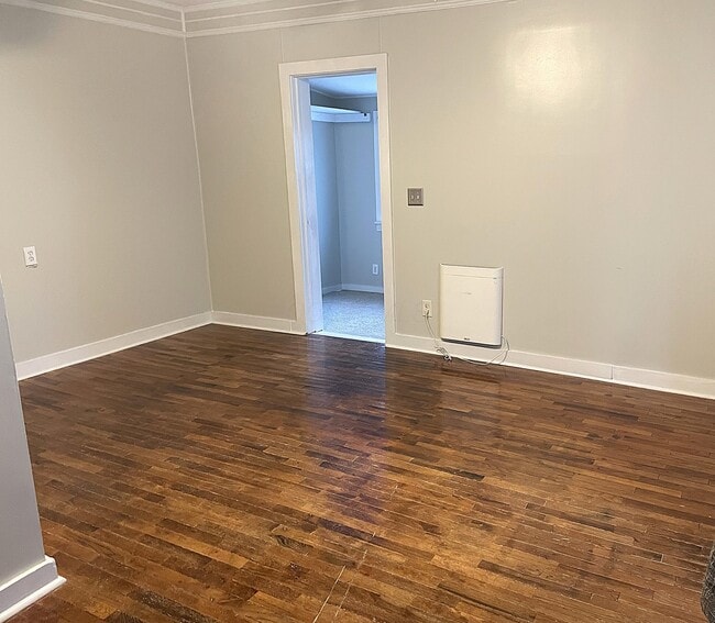 Building Photo - 266 W 8th St