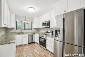 Building Photo - 6106 Vance Jackson Rd