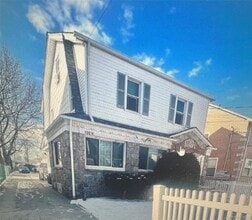 Building Photo - 138-78 Francis Lewis Blvd