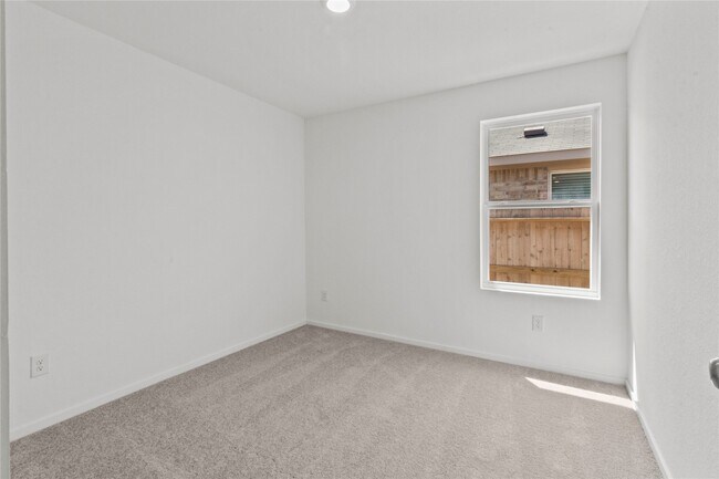 Building Photo - 26726 Feather Reed Dr