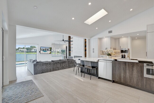 Building Photo - 4130 Georges Way