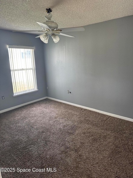 Building Photo - 1179 White Oak Cir