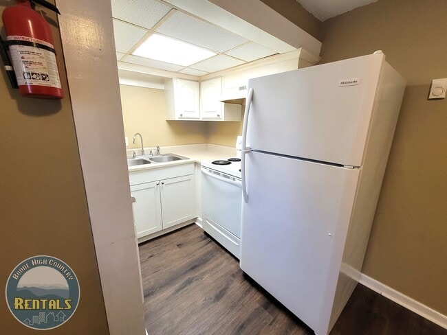 Building Photo - 1489 Brown's Chapel Rd