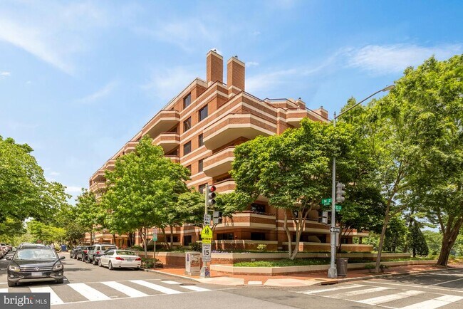 Building Photo - 2301 N St NW